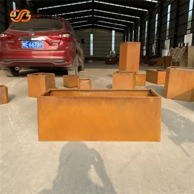 मौसम प्रतिरोधी स्टील प्लान्टर