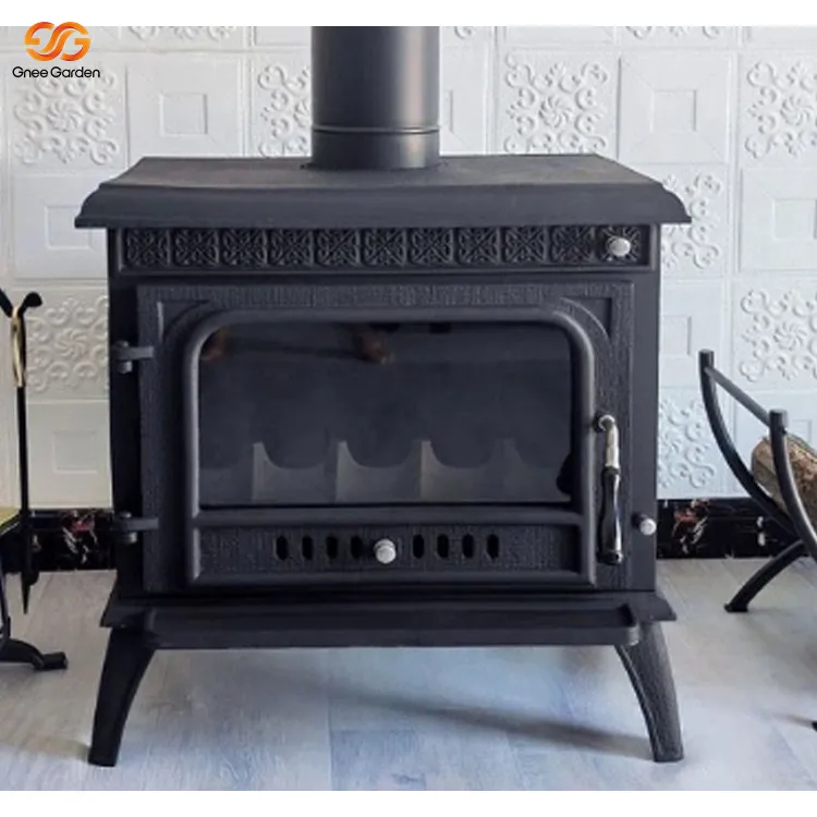 लकड़ी जलाने वाली फ्रीस्टैंडिंग चिमनी